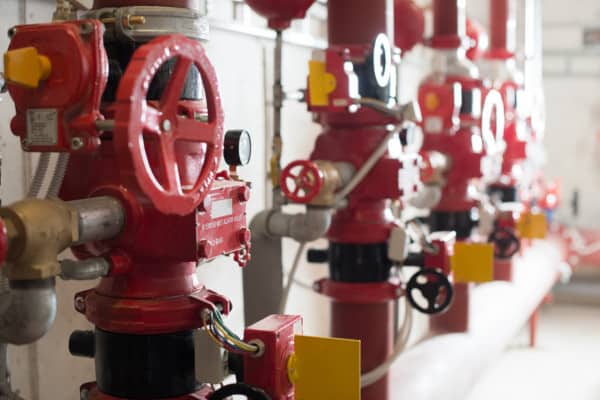 اهمیت سیستم های حفاظت در برابر آتش در تأسیسات نفت و گاز